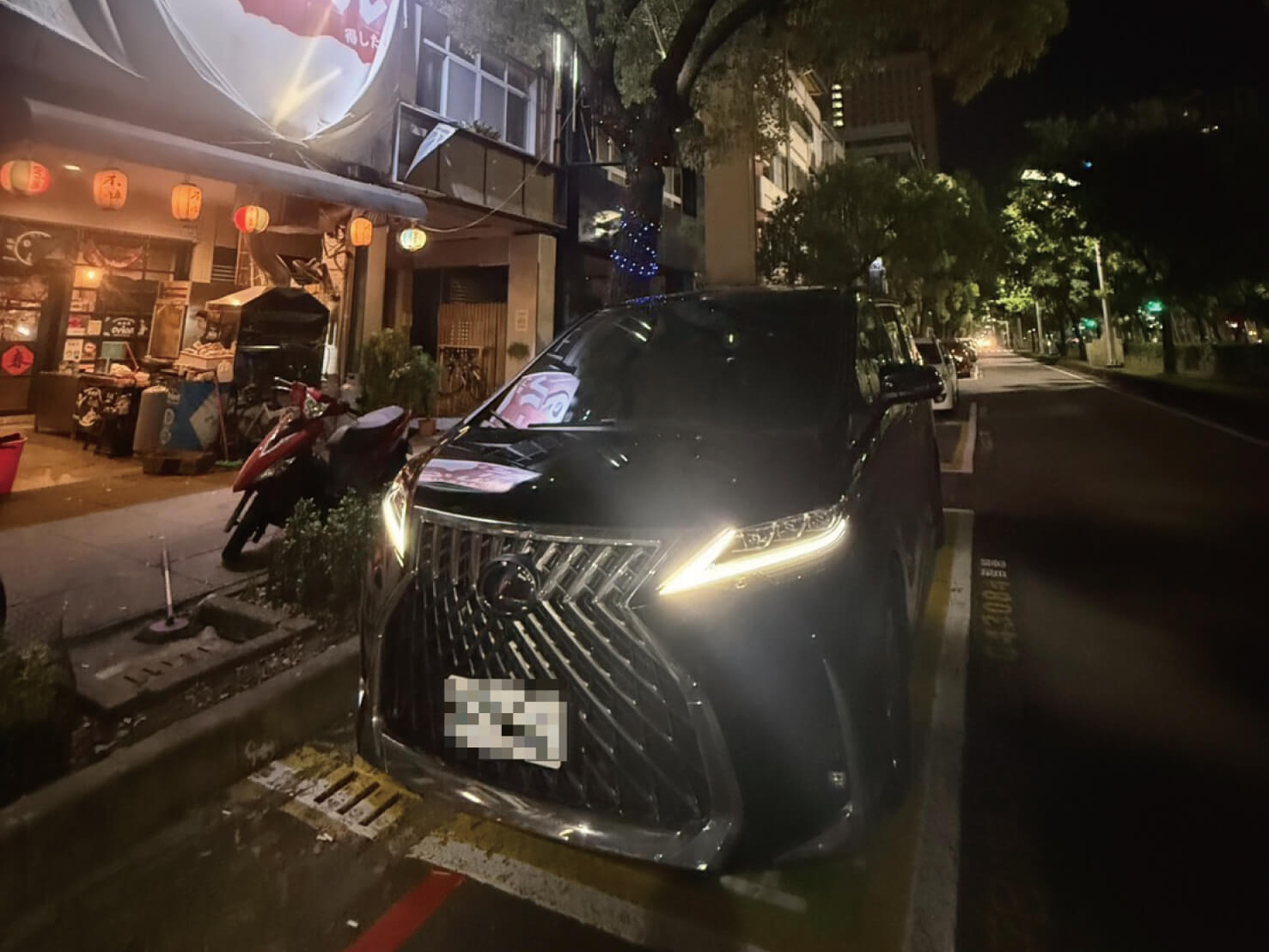 A Trip for Best Friends, Starting with a Lexus LM Airport Pickup from Time Travelers Car Charter's 2nd image